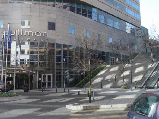 (Eid al-Adha Offer)
 Pullman Paris La Defense 