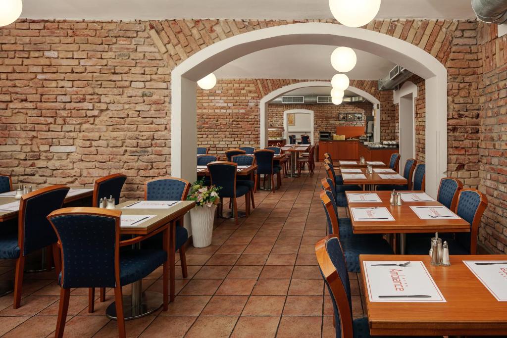 (Eid al-Adha Offer)
  Hotel Ambiance  