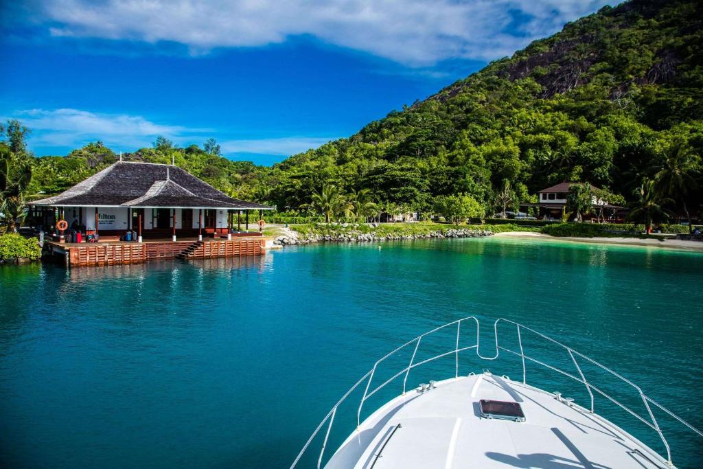    Seychelles -Treasure Cove Hotel & Restaurant   